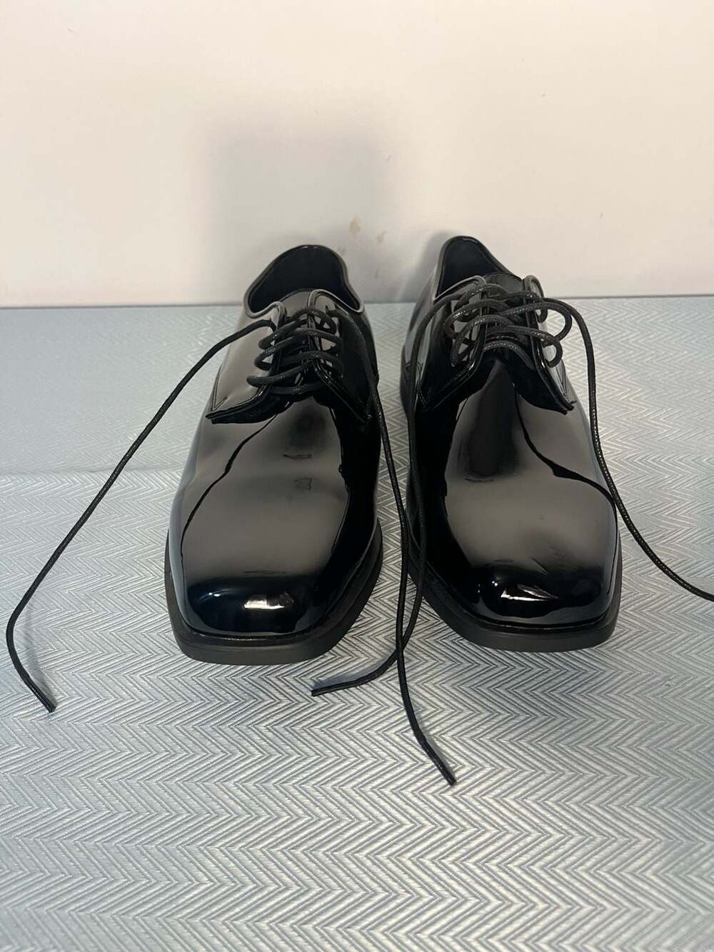 003-0024 Joseph & Feiss International Men's Black Patent Leather  Dress Shoes
